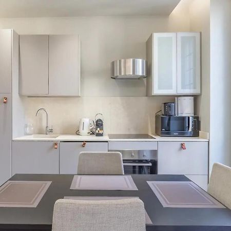 Private Apartment Located In The "Carre D'Or Nice" Bagian luar foto